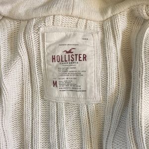 Hollister knitted junior sweater